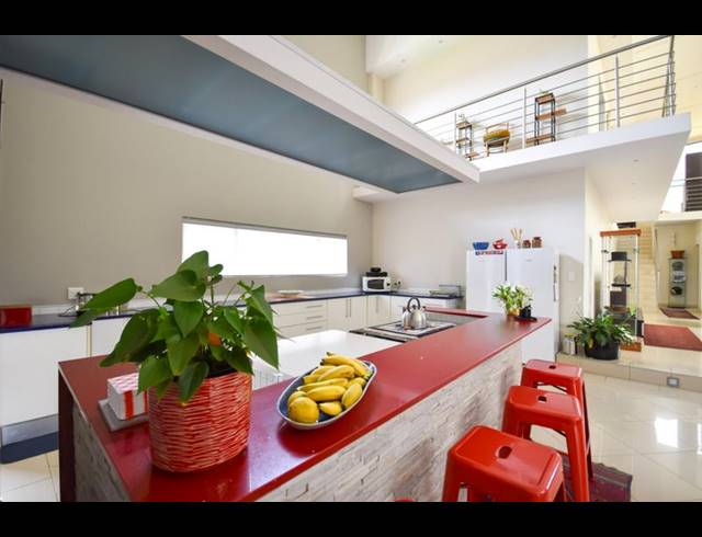 4 BEDROOM HOUSE FOR SALE IN MIDSTREAM ESTATE